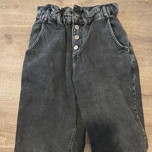 Black Zara jeans